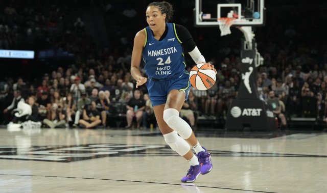 山猫主帅盛赞WNBA首位180俱乐部MVP得主 称科利尔同样实至名归