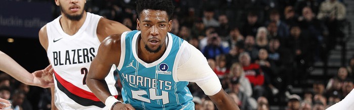 米勒23+9阿夫迪亚22+7 黄蜂客场险胜开拓者|北京|波特兰开拓者队|夏洛特黄蜂队|篮板|德尼·阿夫迪亚_新浪体育_新浪新闻